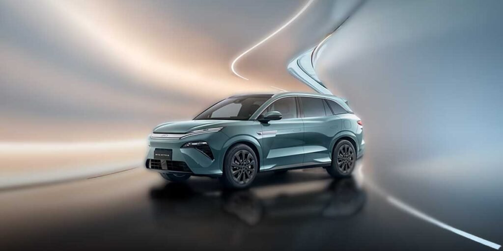 BYD Tang L Debut Global Dengan Nama BYD Atto 8